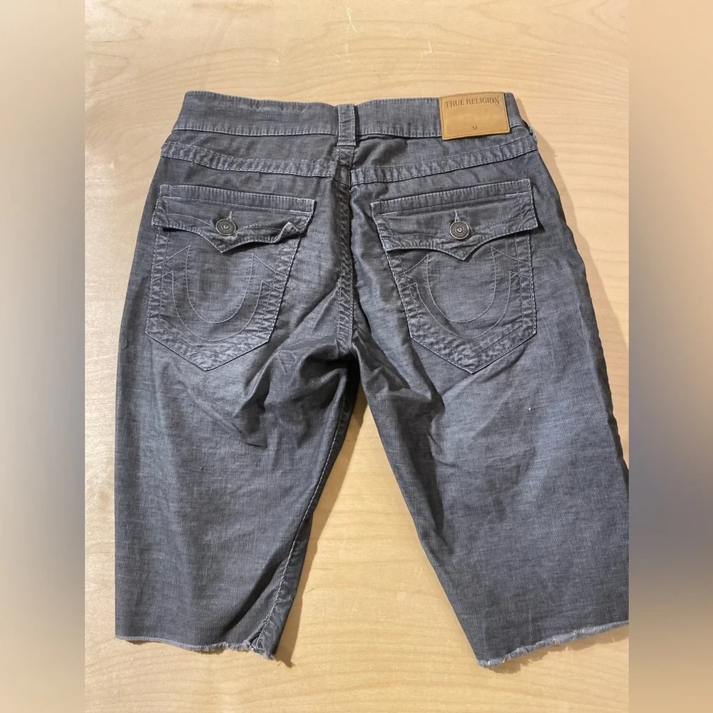 True Religion Ricky Relaxed Straight Corduroy Shorts Size 30 (LQ)